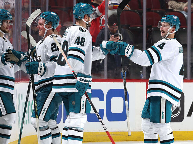San Jose Sharks får äntligen sin första vägvinst för säsongen